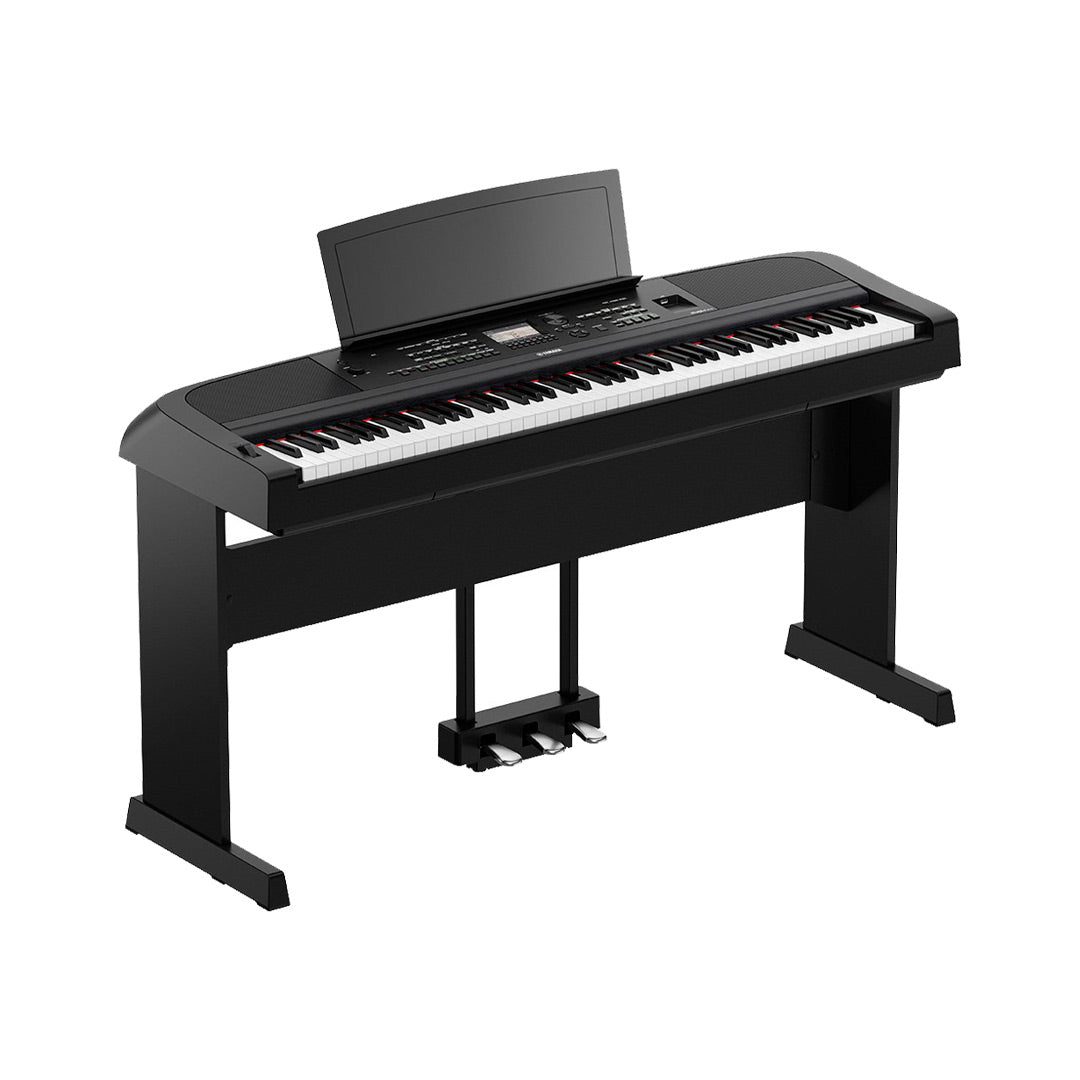 Yamaha DGX-670 Digital Piano 88-Key Portable Grand dengan 3 Pedal